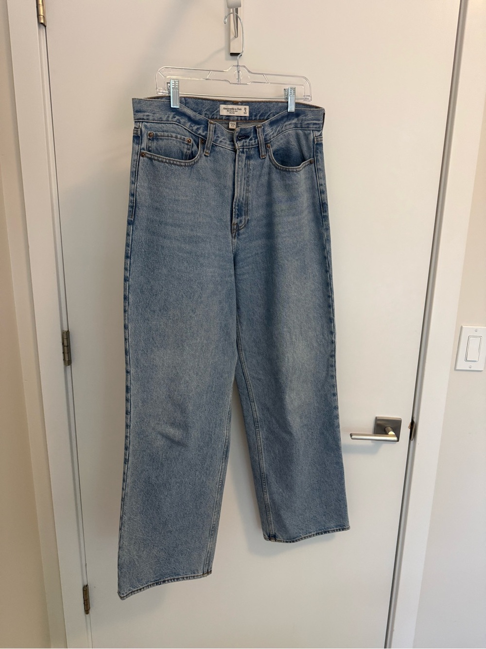 Abercrombie Slouchy Mid Rise Jeans